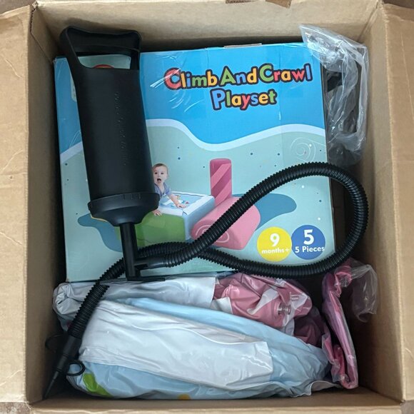 MAGIFIRE Dessert-Themed Inflatable 5-Piece Climbing Blocks Set - Picture 3 of 5